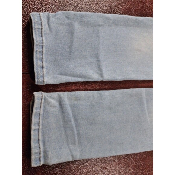 REFUGE 5 MADRID YOUR FASHION EXSCAPE SLIM CUT LIGHT WASH DENIM - Picture 9 of 14